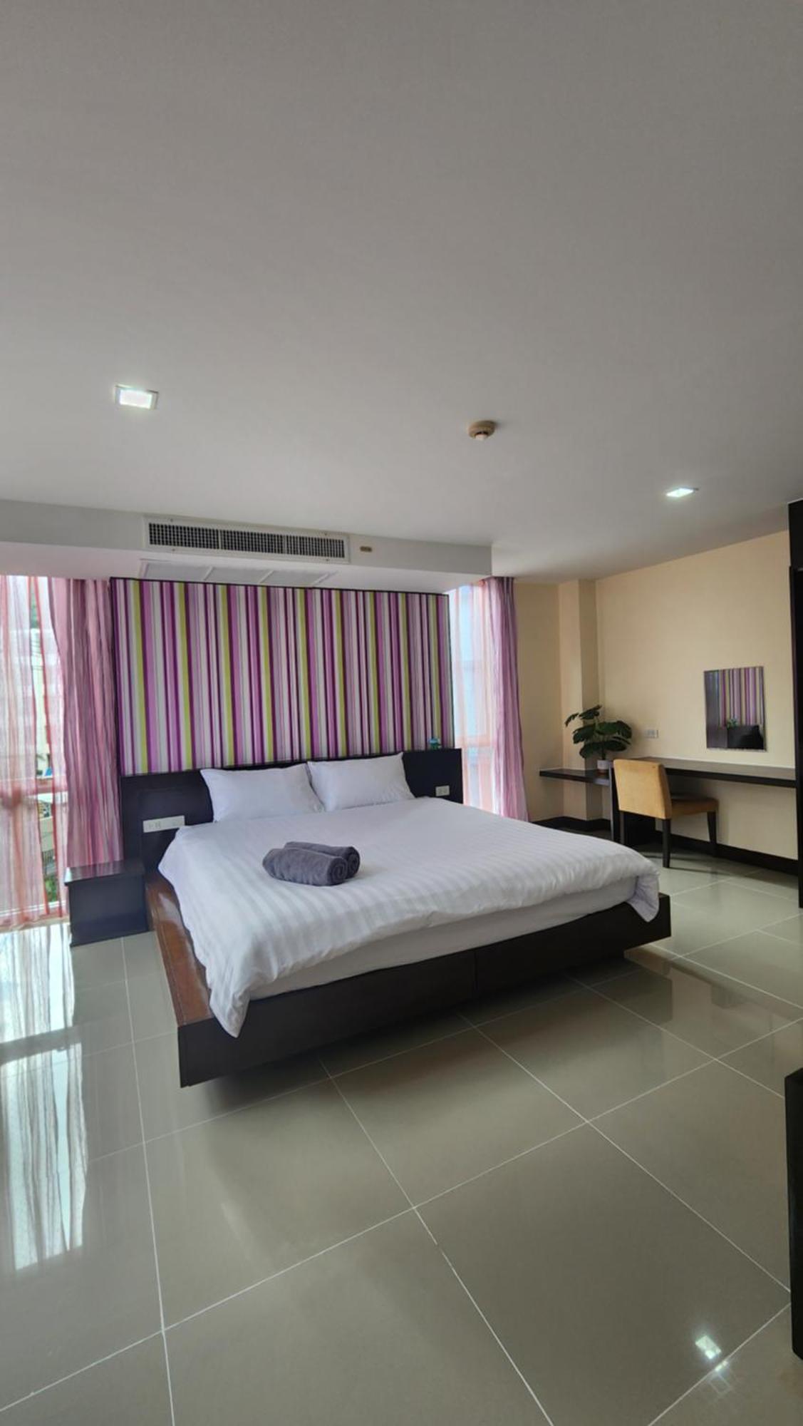 The Kris Residence Aparthotel