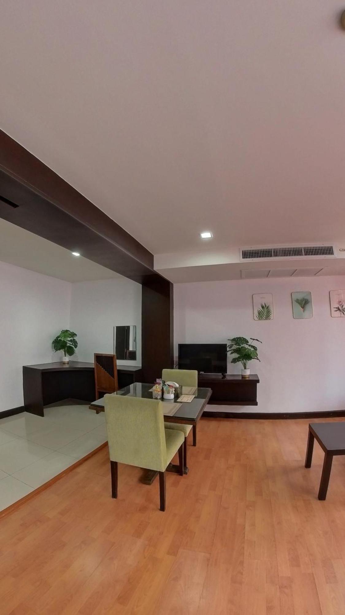 The Kris Residence *