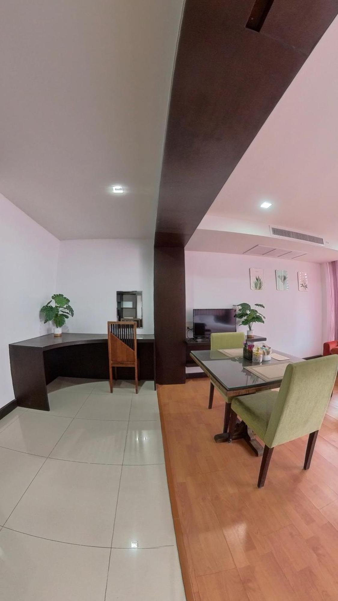 The Kris Residence * Patong