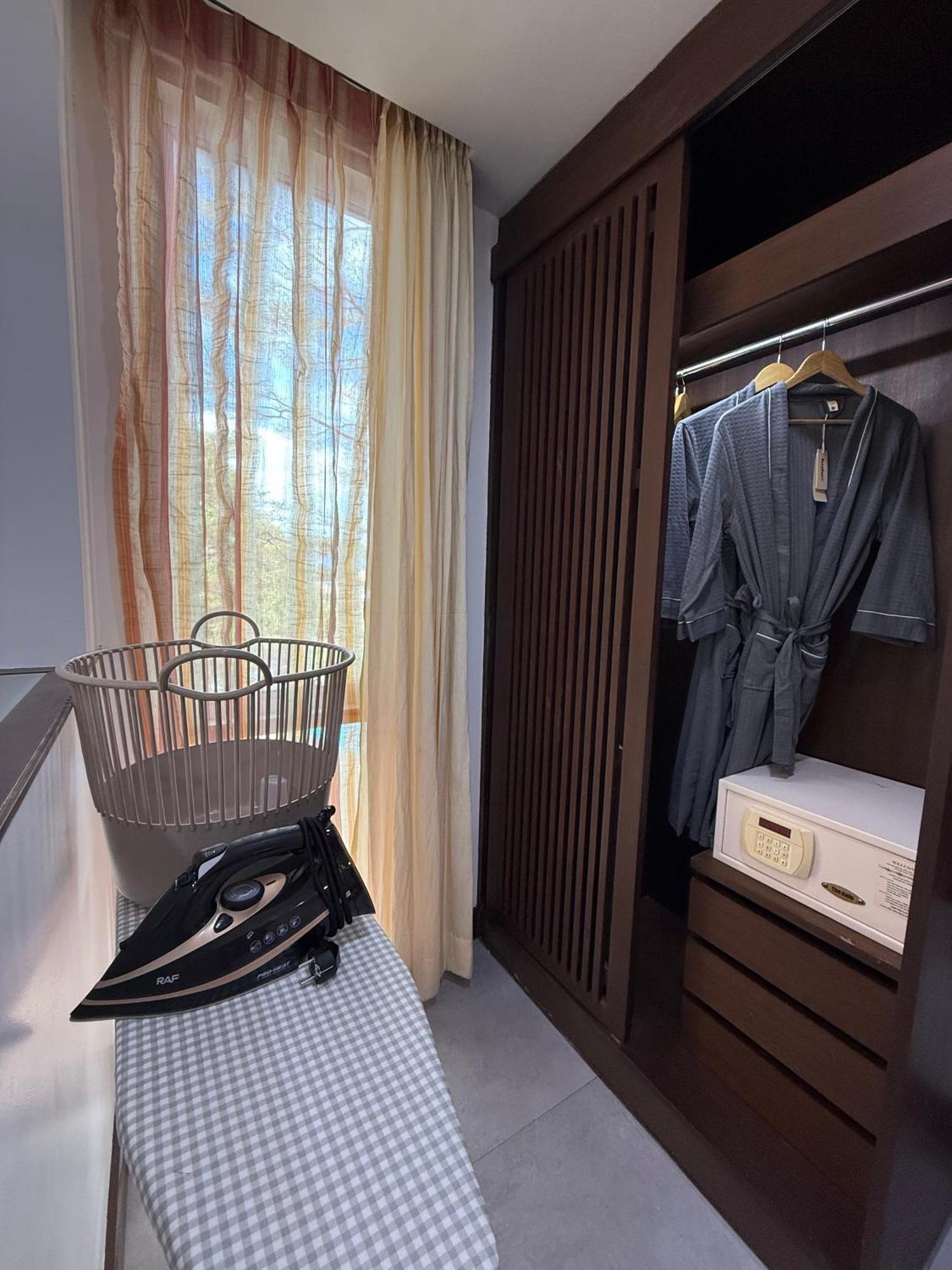 The Kris Residence Aparthotel