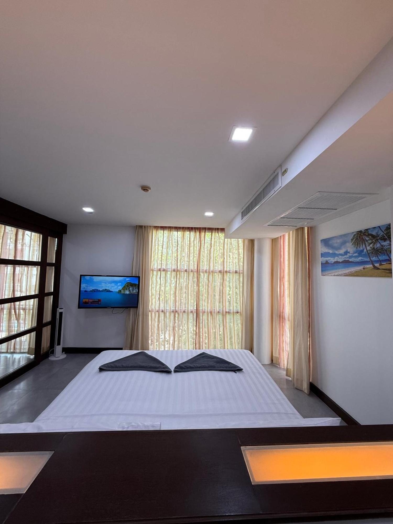 The Kris Residence Aparthotel Patong