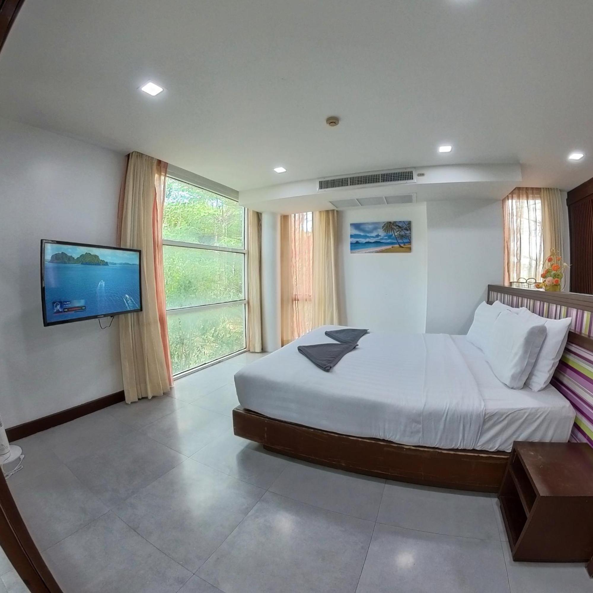 The Kris Residence Aparthotel *