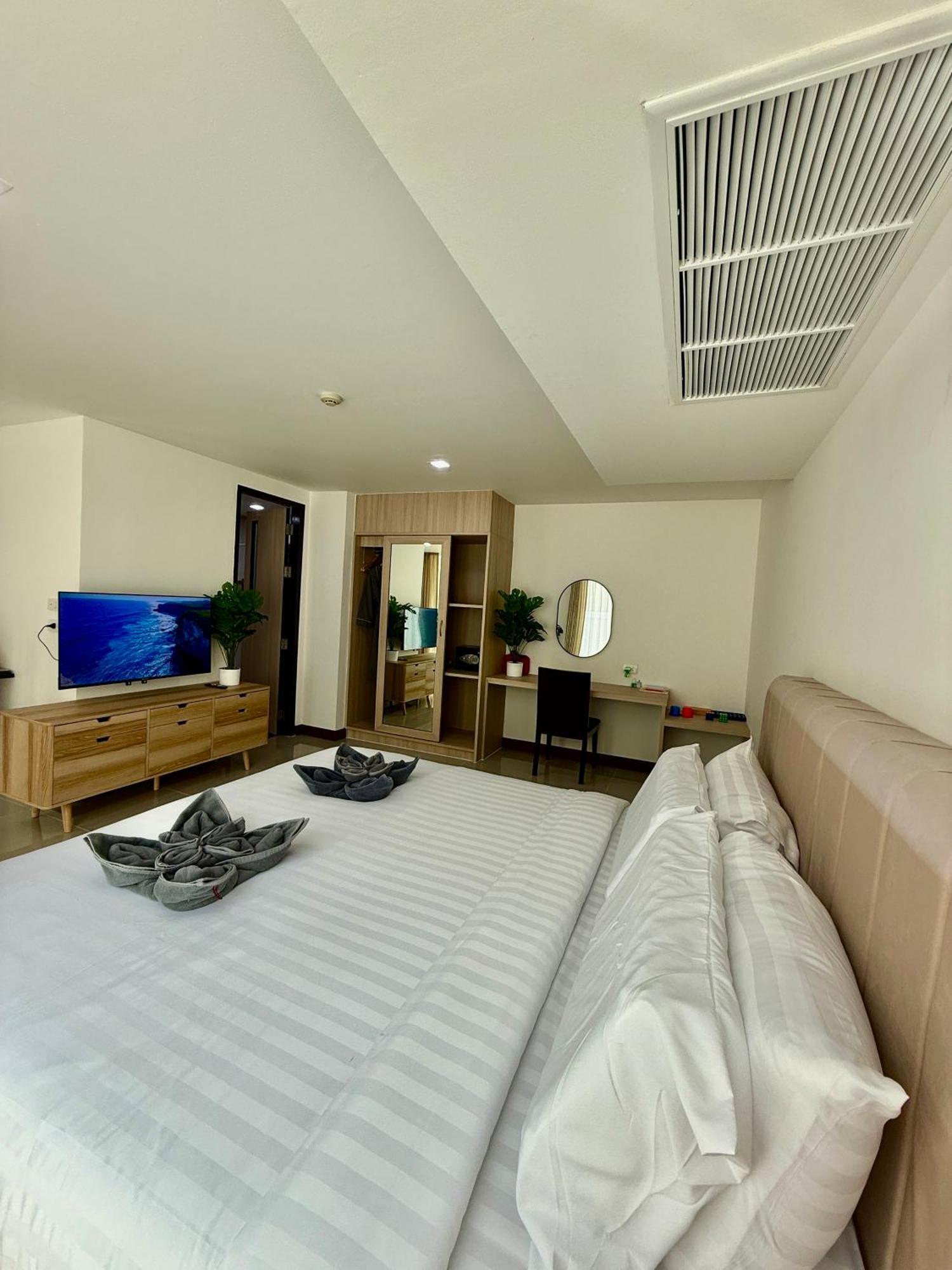 Aparthotel The Kris Residence